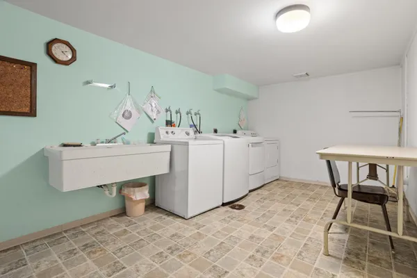 $167,000 | 812 10th Street South, Unit B9, Fargo, ND 58103