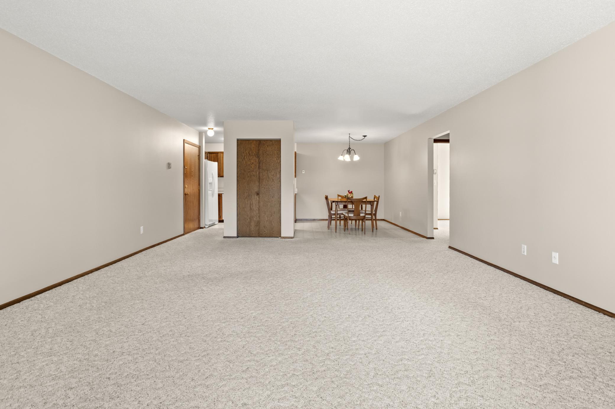812 10th Street South, Unit B9 Fargo, ND 58103 - Photo 7 of 31