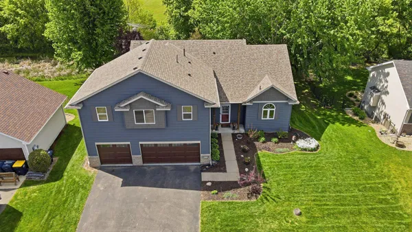$499,900 | 217 Maverick Avenue, Elko New Market, MN 55054
