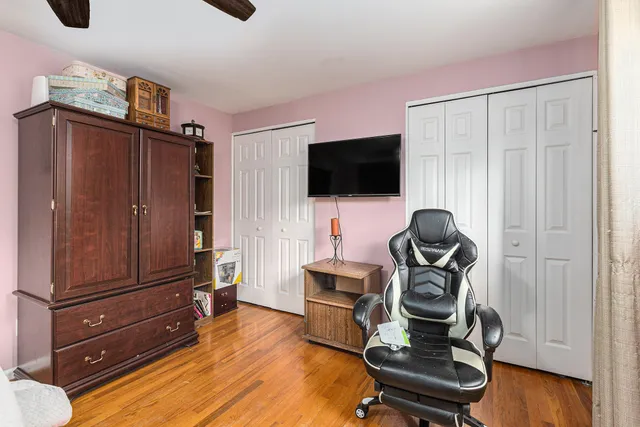 $254,900 | 535 South Hubbard Street, Westland, MI 48186