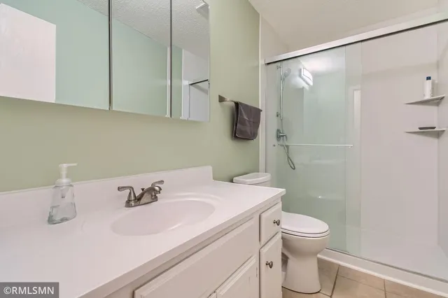 $174,900 | 3557 Blue Jay Way, Unit 102, Eagan, MN 55123