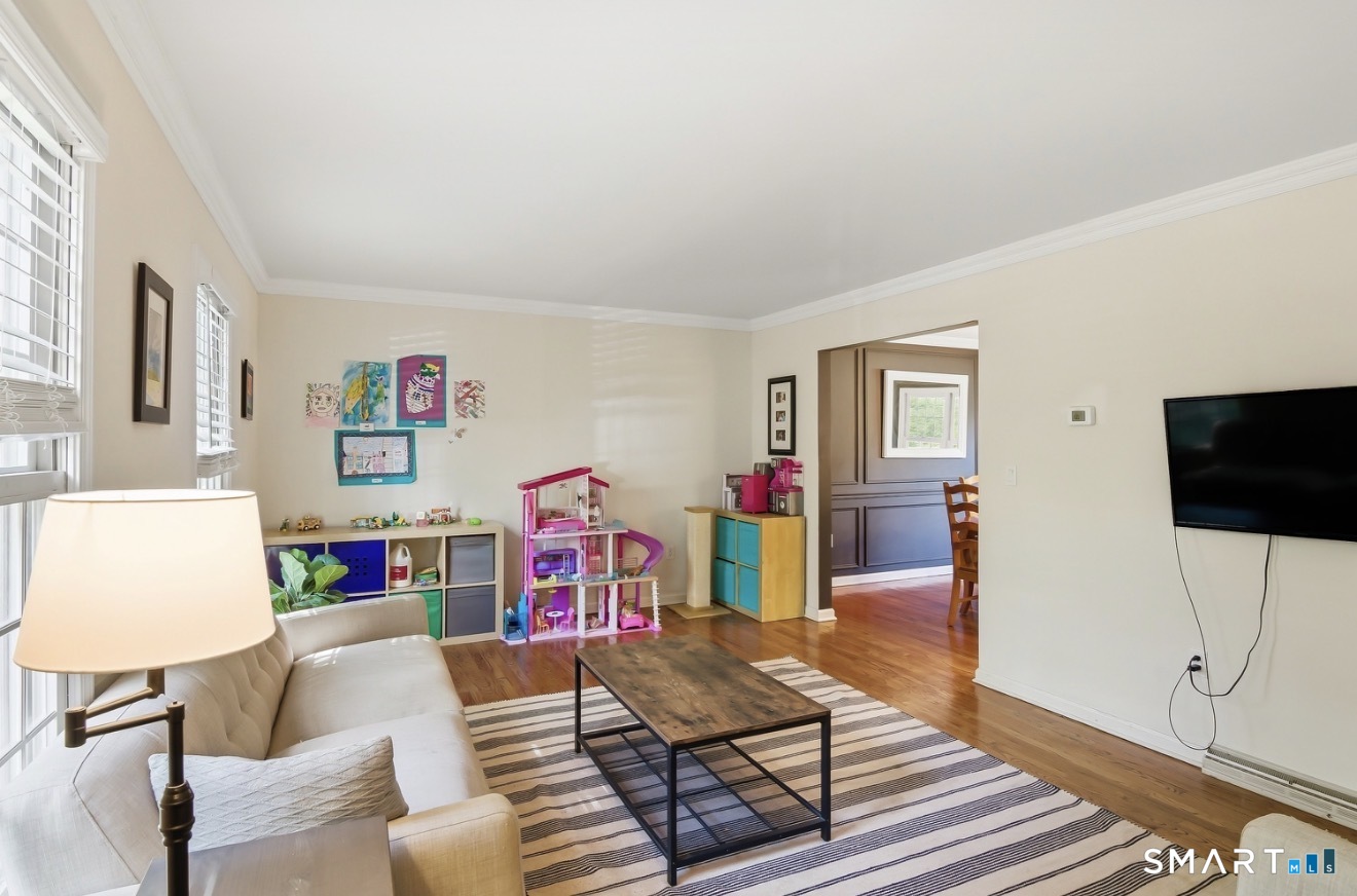 941 Nut Plains Road Guilford, CT 06437 - Photo 13 of 40