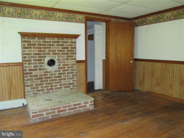 220 Jackson Station Road Perryville, MD 21903 - Photo 4 of 13 Living Room