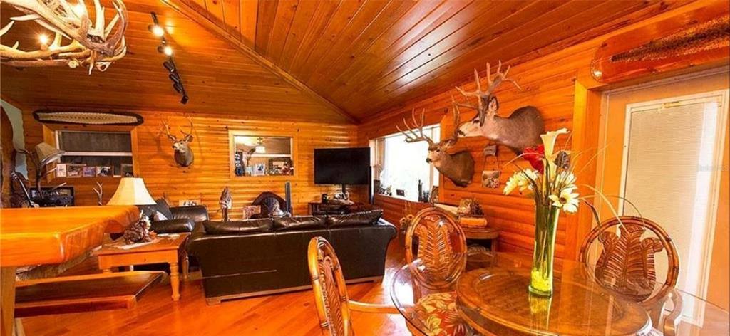 13255 Highway 441 Okeechobee, FL 34974 - Photo 16 of 29 a room with furniture and a rug