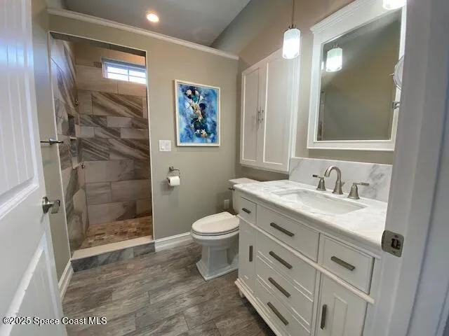 a view of livingroom with furniture and windows