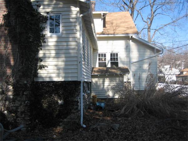 17 Tallawanda Drive Worcester, MA 01603 - Photo 11 of 20 a view of backyard of house