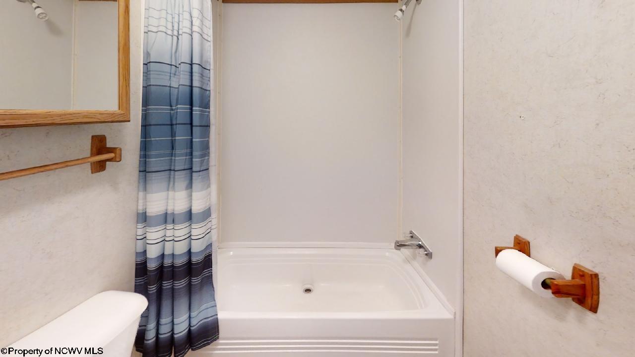 1795 Colfax Road Fairmont, WV 26554 - Photo 2 of 15 Gallery Image 2