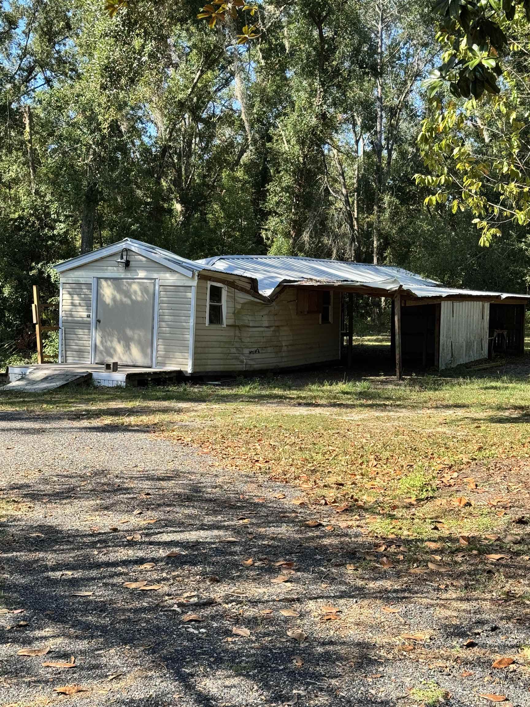 1407 North Springfield Street Perry, FL 32347 - Photo 2 of 16