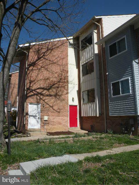 9383 Indian Camp Road Columbia, MD 21045 - Photo 1 of 25 Exterior (Front)