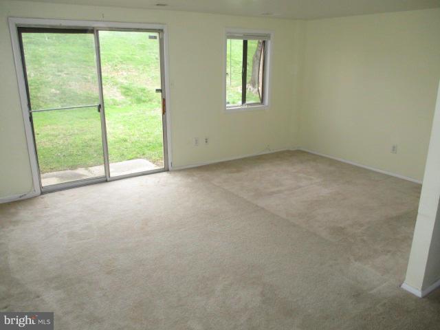 9383 Indian Camp Road Columbia, MD 21045 - Photo 17 of 25 Family Room