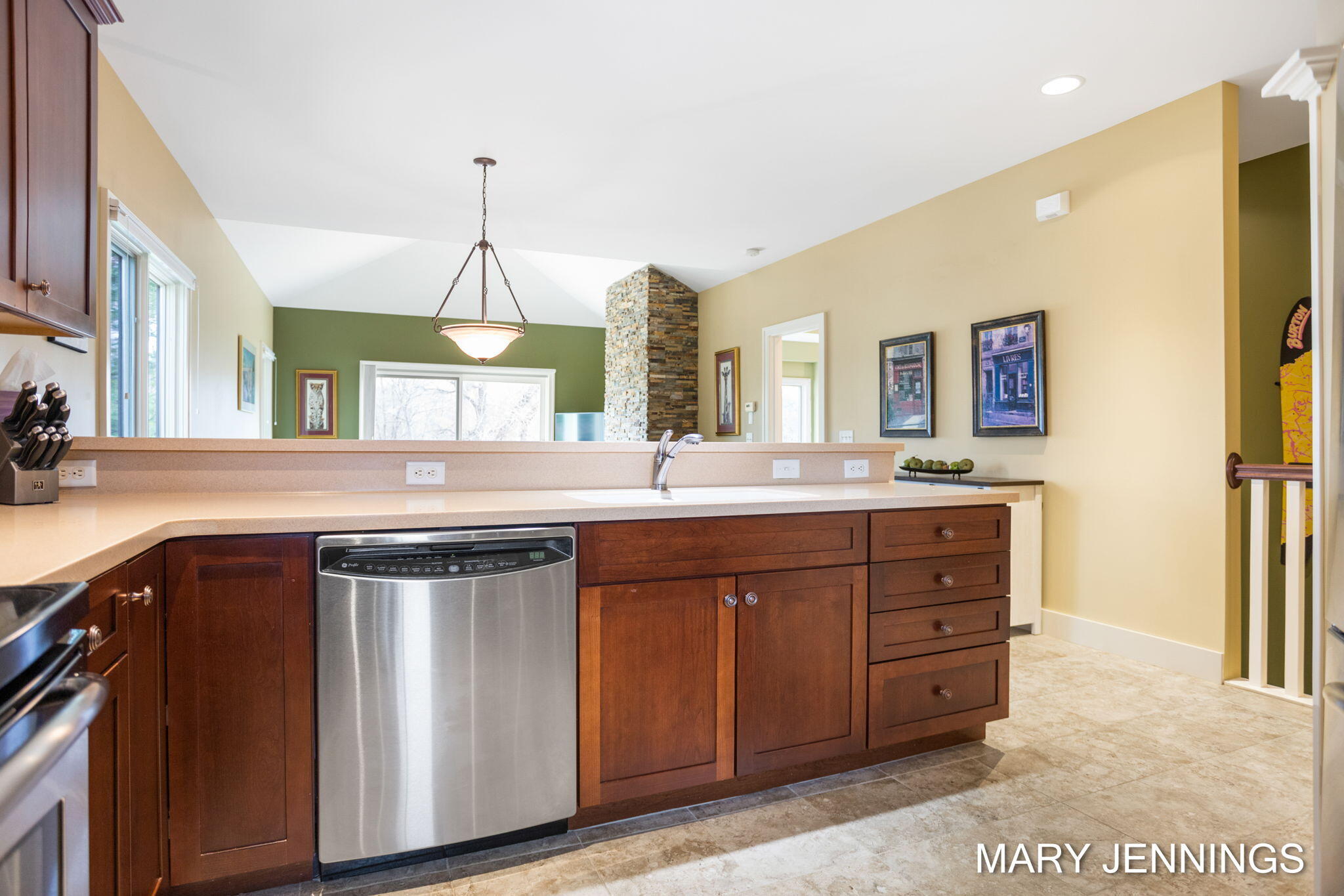 17530 North Fruitport Road, Unit 11 Spring Lake, MI 49456 - Photo 11 of 57 31-web-or-mls-17530 N Fruitport Rd, Spri