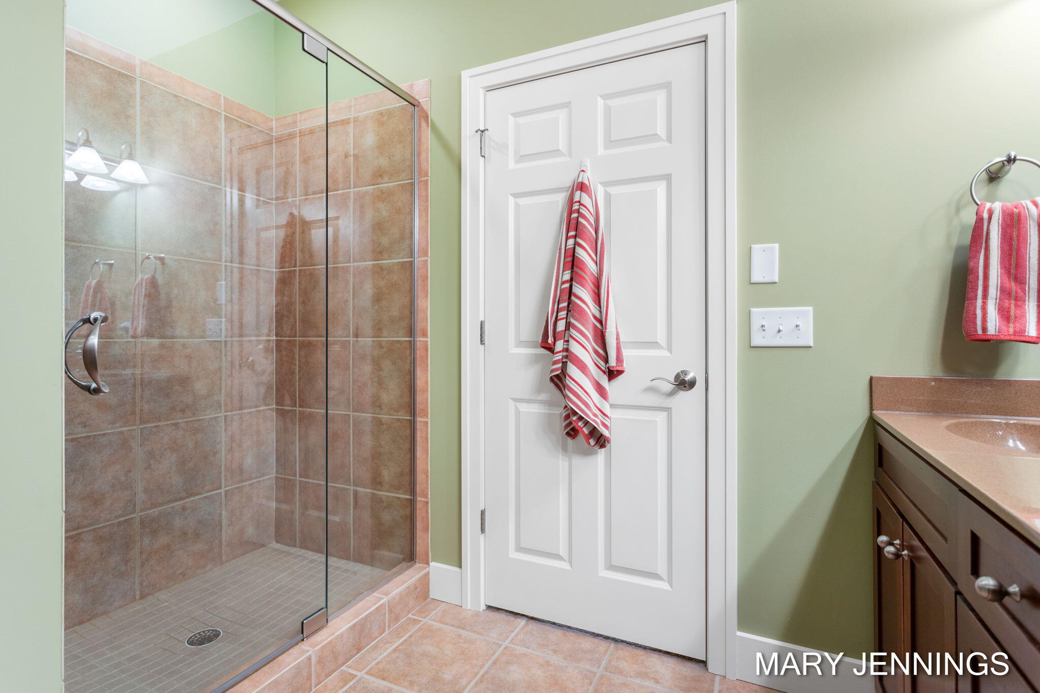 17530 North Fruitport Road, Unit 11 Spring Lake, MI 49456 - Photo 19 of 57 39-web-or-mls-17530 N Fruitport Rd, Spri