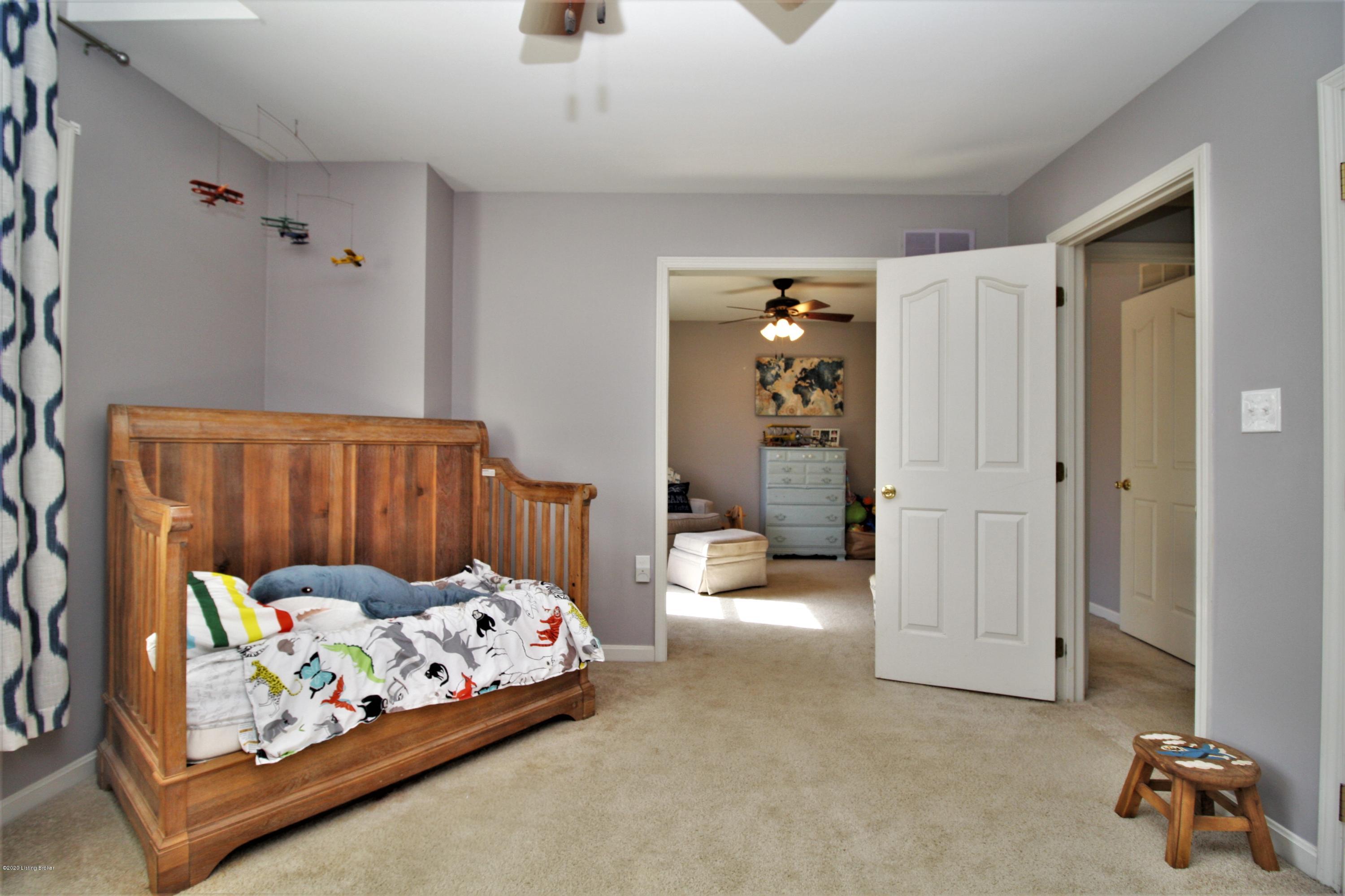 807 Foxgate Road Louisville, KY 40223 - Photo 25 of 34 IMG_1162