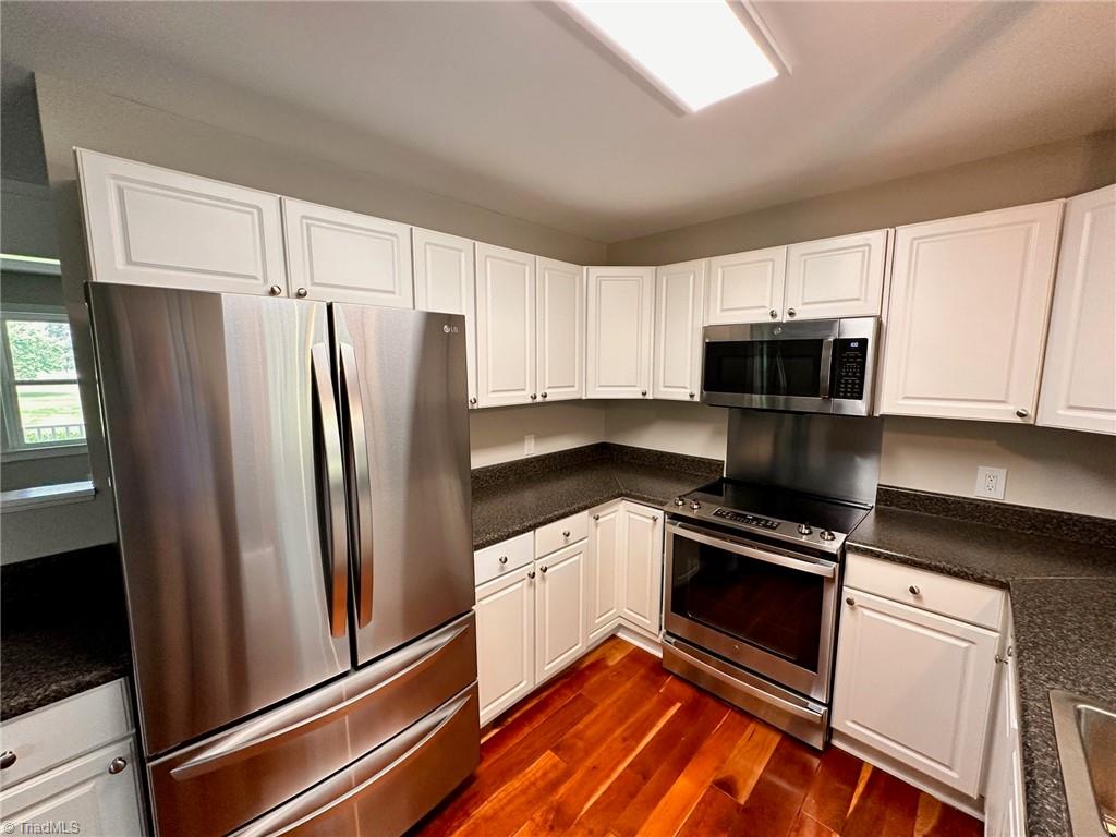 2202 Pleasant Ridge Road Greensboro, NC 27410 - Photo 5 of 50 Gallery Image 5