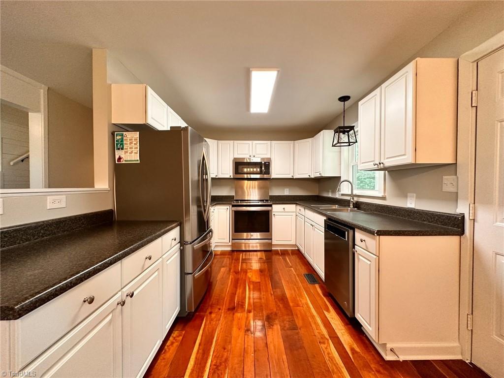 2202 Pleasant Ridge Road Greensboro, NC 27410 - Photo 7 of 50 Gallery Image 7