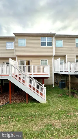 $479,900 | 14020 Castle Ridge Way, Unit 38, Silver Spring, MD 20904