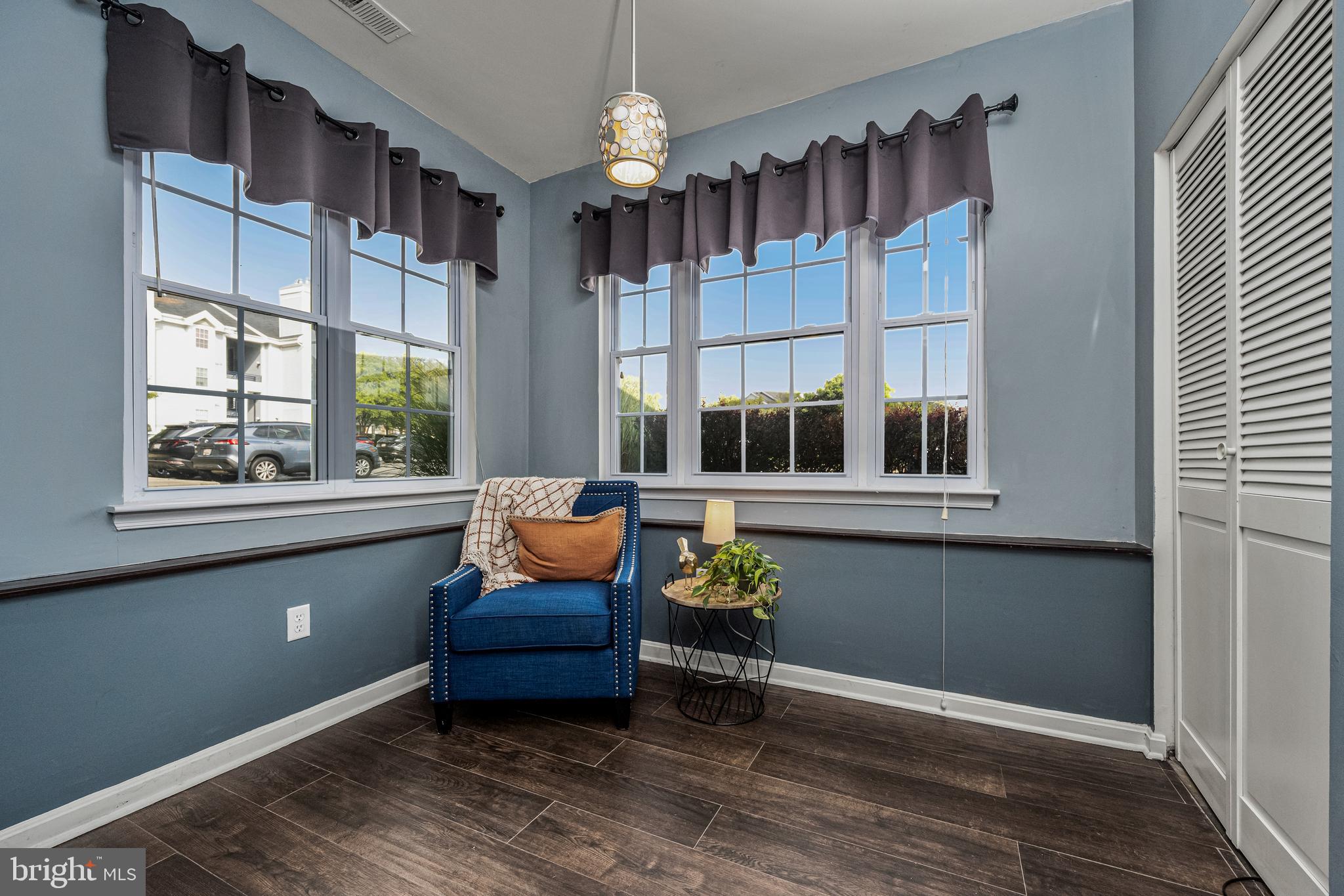 604 Moonglow Road, Unit 103 Odenton, MD 21113 - Photo 9 of 20 Great office nook.
