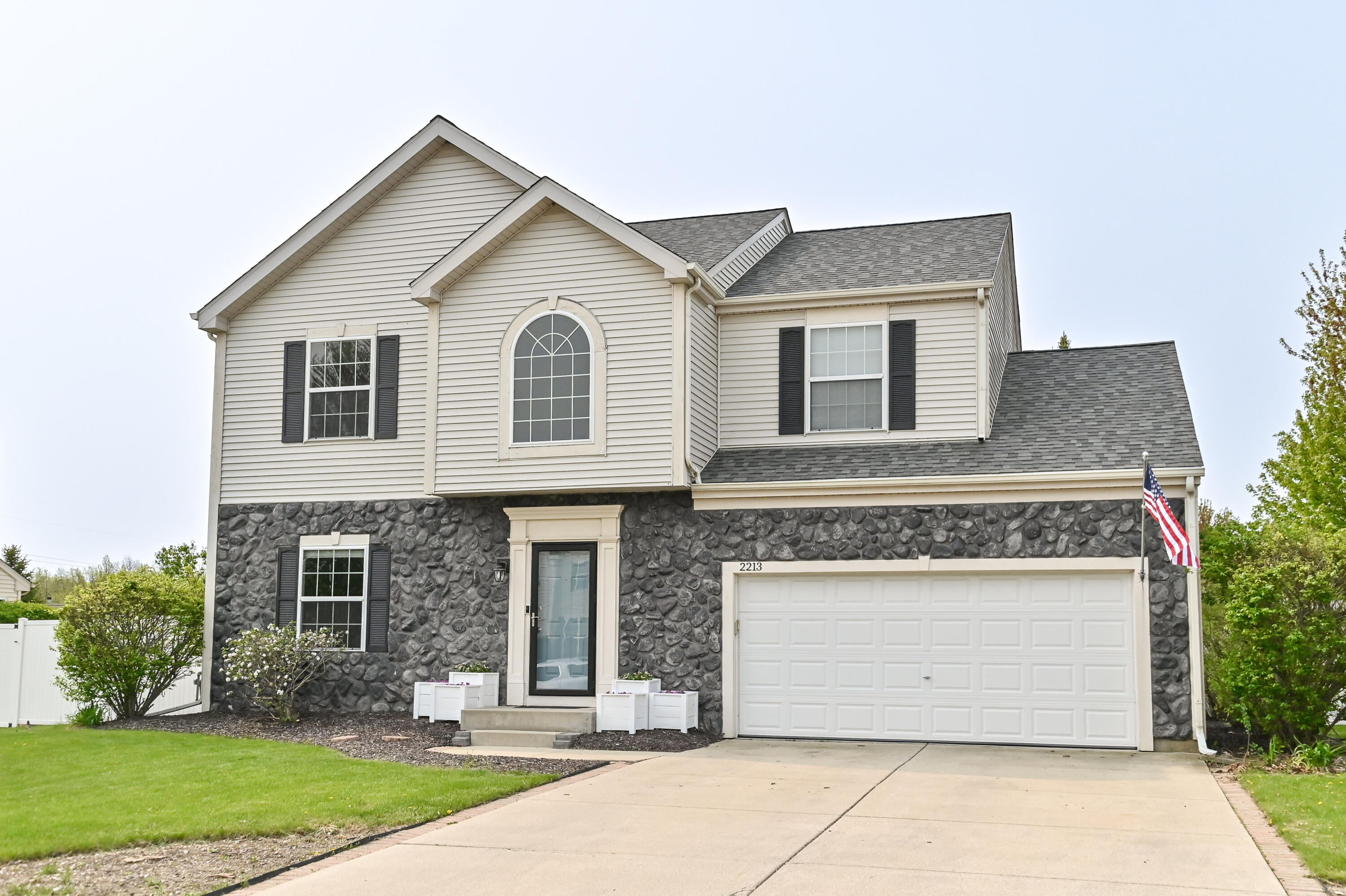 2213 Hunters Lane Grafton, WI 53024 - Photo 1 of 1