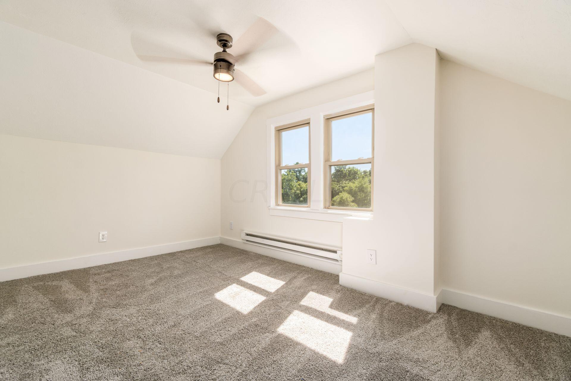 899 North Nelson Road Columbus, OH 43219 - Photo 31 of 37 046_S - 899 N Nelson Rd - 128