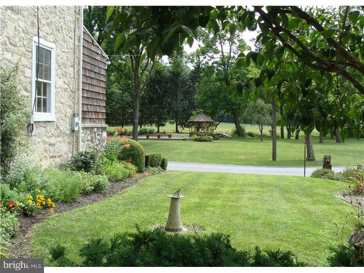 427 Crystal Ridge Road Kutztown, PA 19530 - Photo 3 of 25 Gallery Image 3