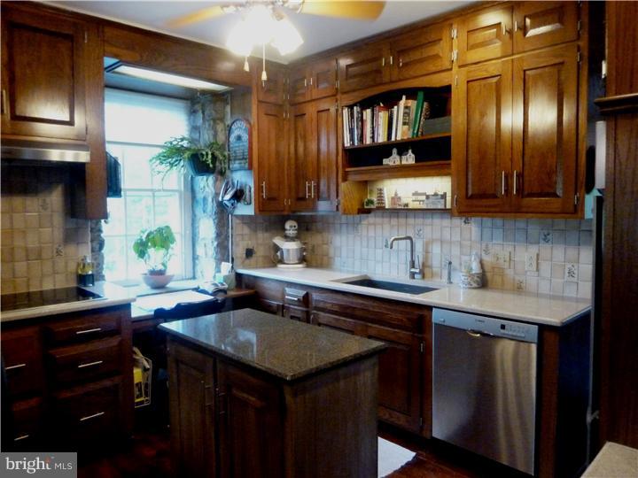 427 Crystal Ridge Road Kutztown, PA 19530 - Photo 8 of 25 Gallery Image 8