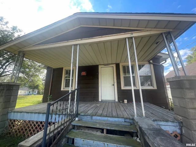 $19,900 | 2506 West Humboldt Street, Peoria, IL 61605