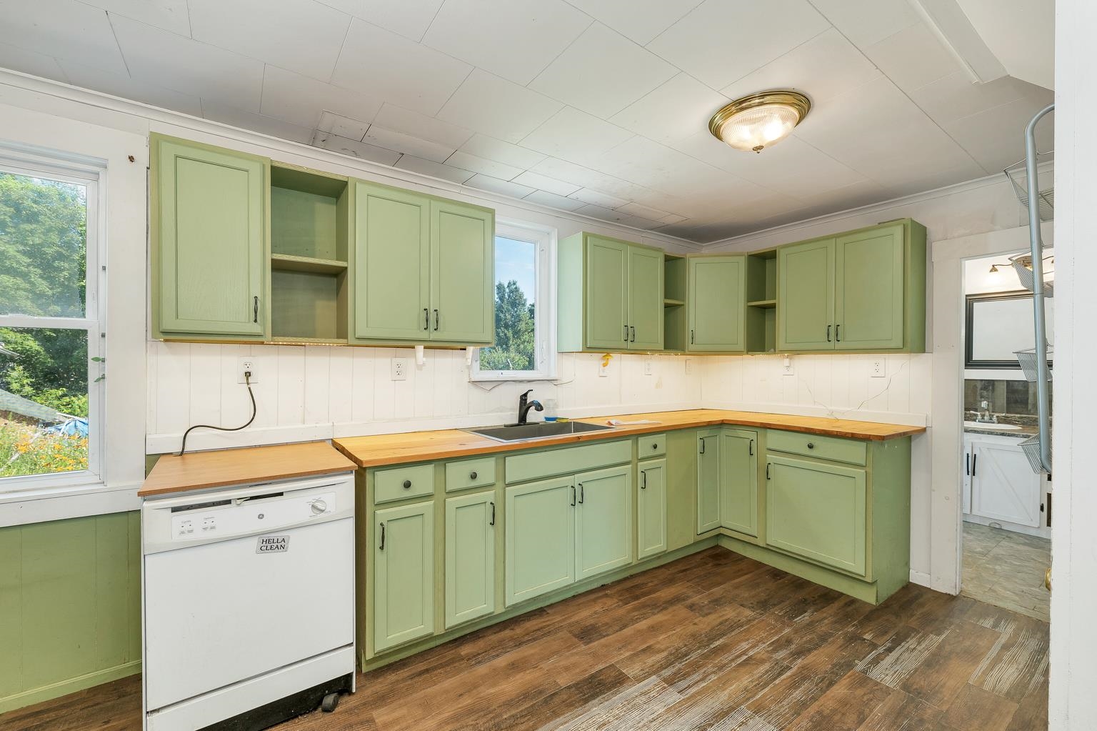 7 Maple Street Farmington, NH 03835 - Photo 4 of 27