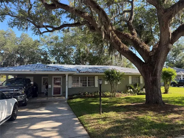 $450,000 | 313 West Highland Drive, Lakeland, FL 33813
