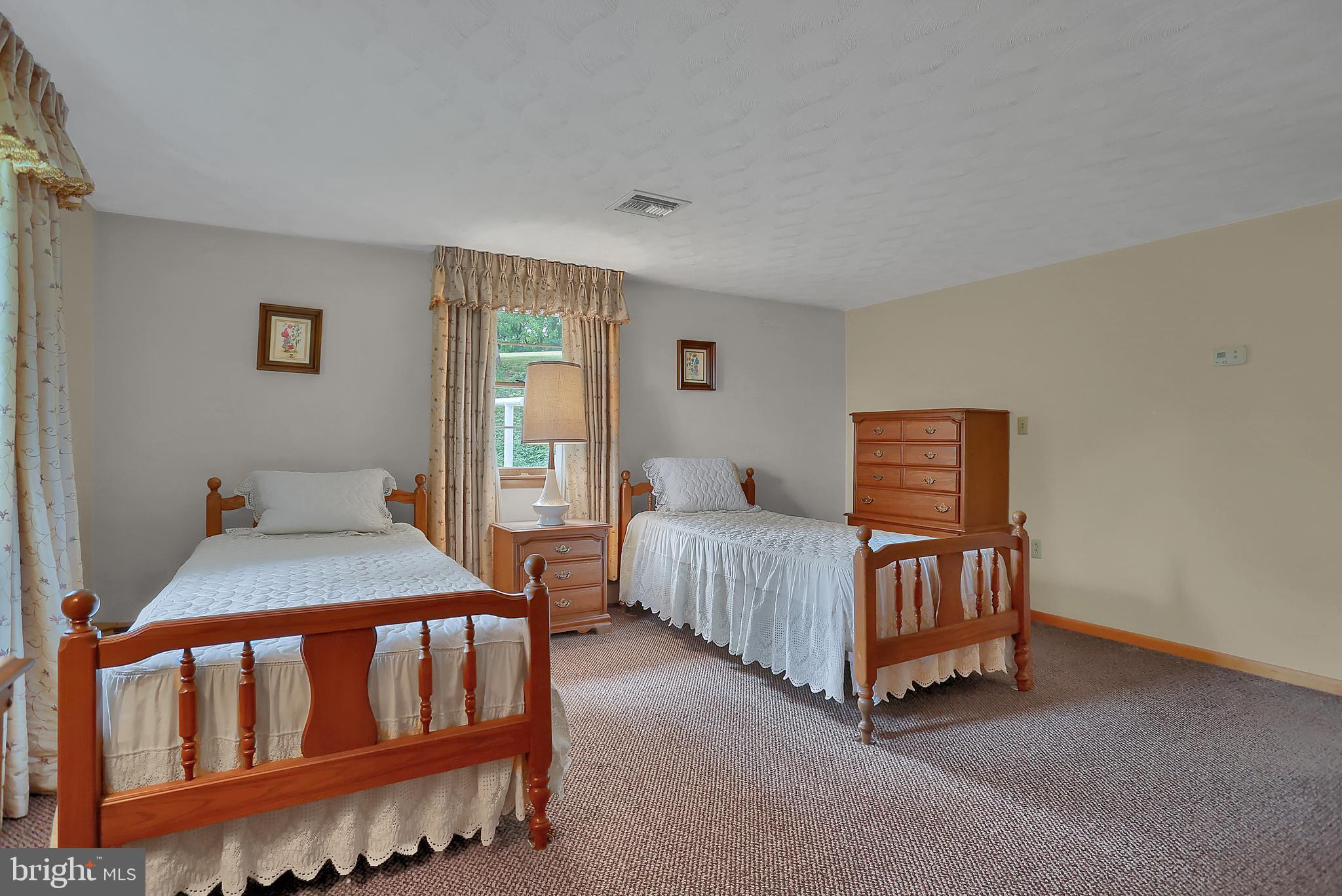 5682 York Road Spring Grove, PA 17362 - Photo 21 of 38
