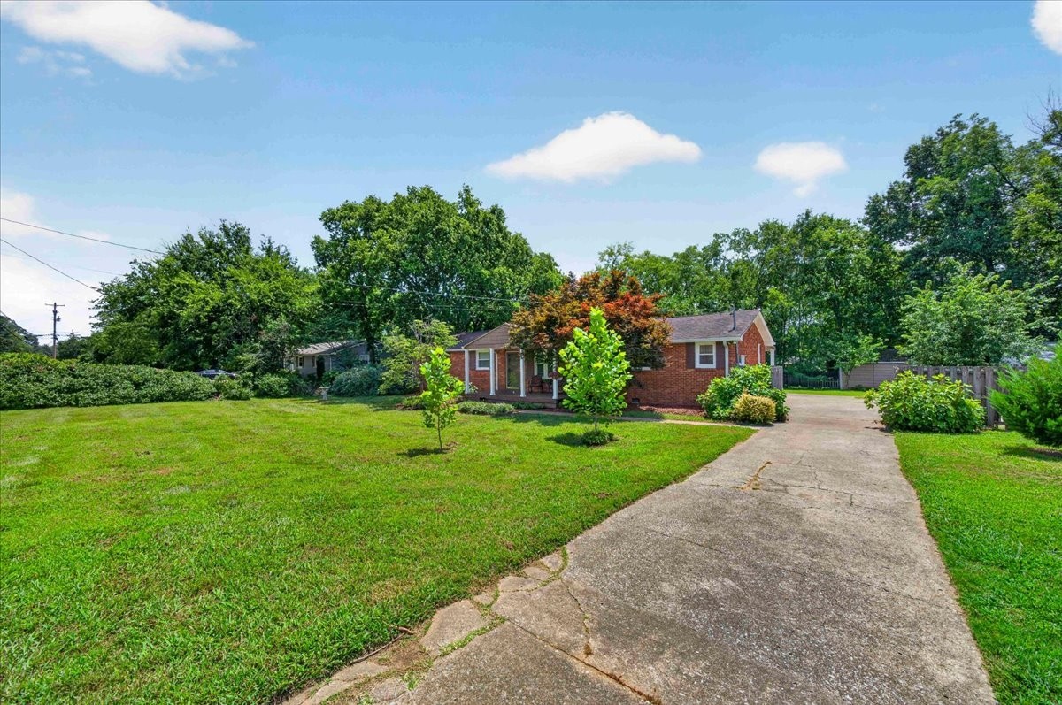 309 Stable Road Franklin, TN 37069 - Photo 3 of 33 Gallery Image 3