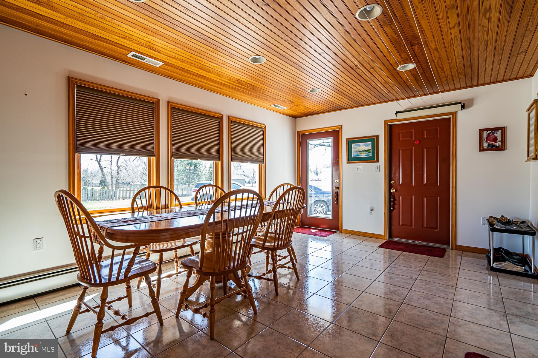 36 Elroy Road Souderton, PA 18964 - Photo 22 of 44 Sunroom/Dining Room