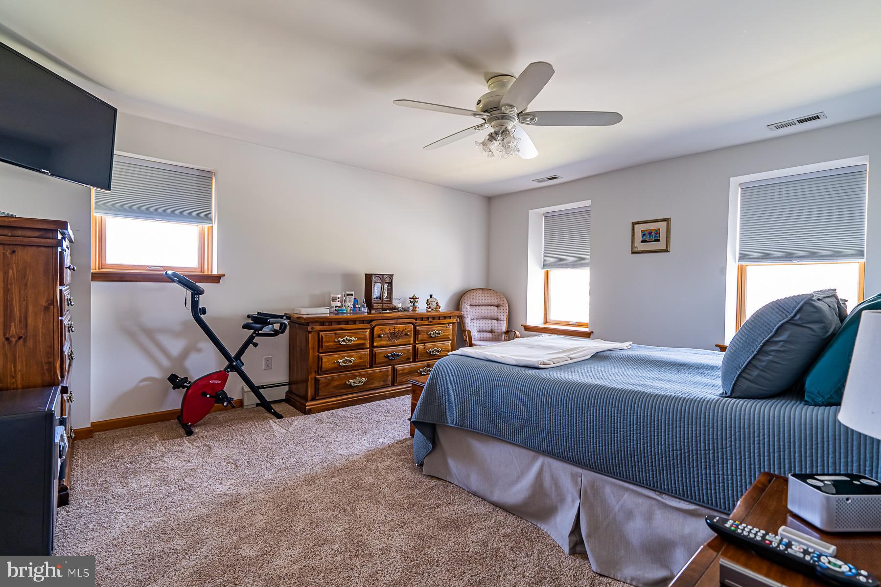 36 Elroy Road Souderton, PA 18964 - Photo 25 of 44 Master Bedroom