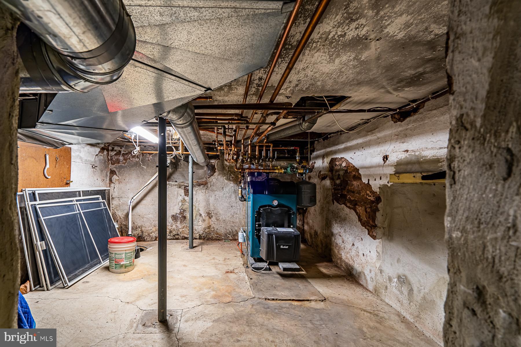 36 Elroy Road Souderton, PA 18964 - Photo 36 of 44 Basement/oil Heater