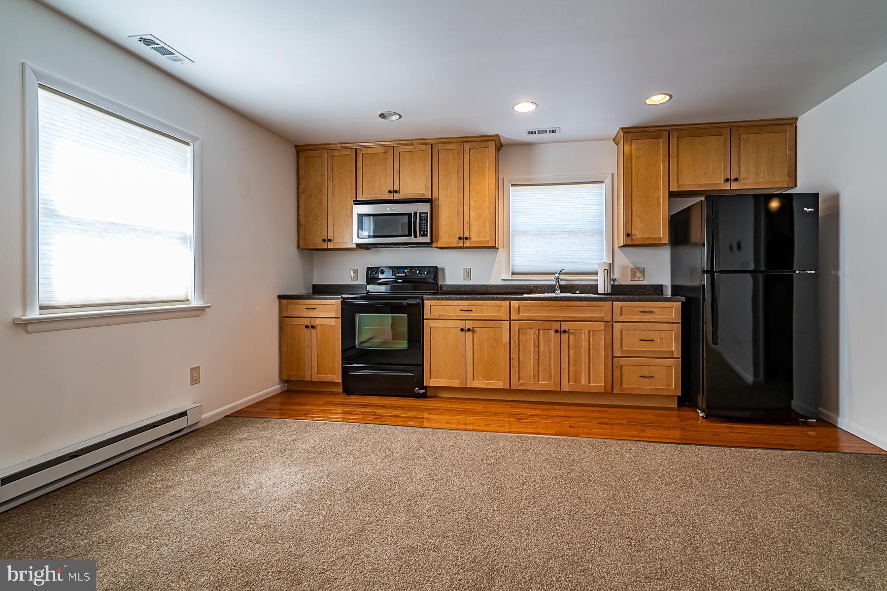 36 Elroy Road Souderton, PA 18964 - Photo 39 of 44 Apt Kitchen