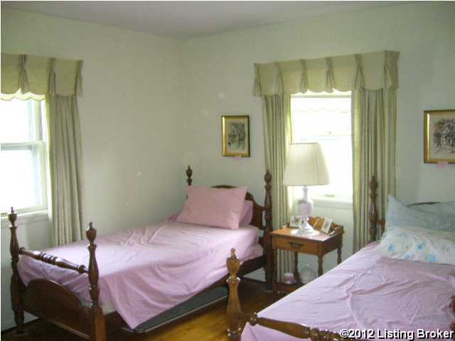 3523 Graham Road Louisville, KY 40207 - Photo 10 of 19 Additional Photo