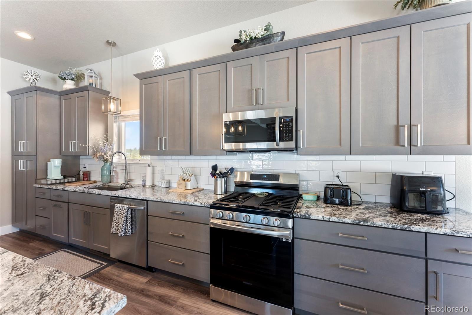 489 Duesouth Road Florissant, CO 80816 - Photo 15 of 45