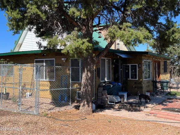 $199,990 | 17 County Road 8089, Concho, AZ 85924