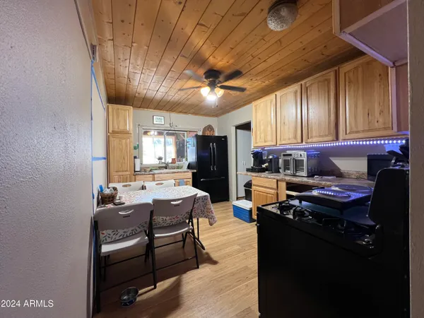 $199,990 | 17 County Road 8089, Concho, AZ 85924