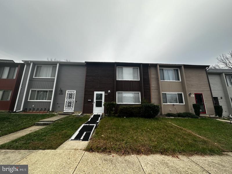 6524 Buckland Court Fort Washington, MD 20744 - Photo 1 of 1 a front view of house with yard