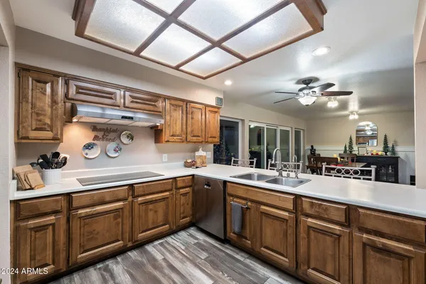 $875,000 | 5130 East Superstition Boulevard, Apache Junction, AZ 85119
