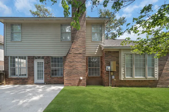 $2,500 | 3834 Echo Mountain Drive, Kingwood, TX 77345