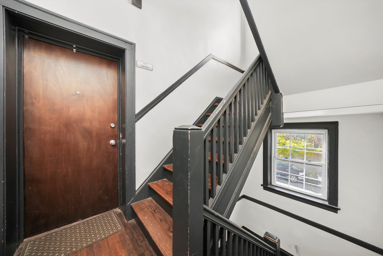 2423 West Marquette Road Chicago, IL 60629 - Photo 5 of 57 a view of an entryway