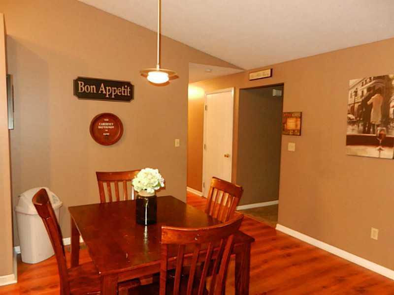 4327 Midfield Street Springfield, OH 45503 - Photo 6 of 14 Gallery Image 6