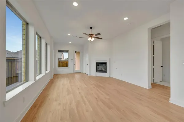 $399,990 | 1856 Lightner Road, Van Alstyne, TX 75495