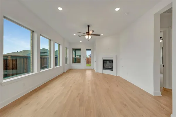$399,990 | 1856 Lightner Road, Van Alstyne, TX 75495