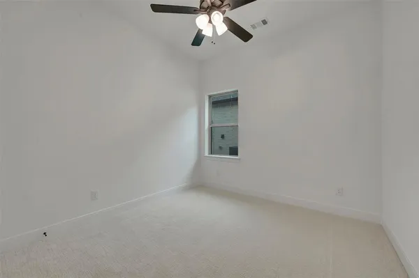 $399,990 | 1856 Lightner Road, Van Alstyne, TX 75495