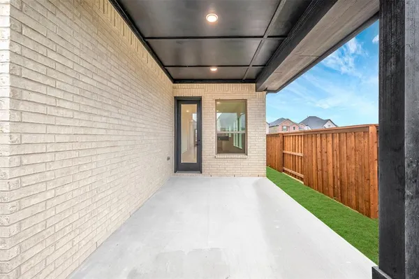 $399,990 | 1856 Lightner Road, Van Alstyne, TX 75495