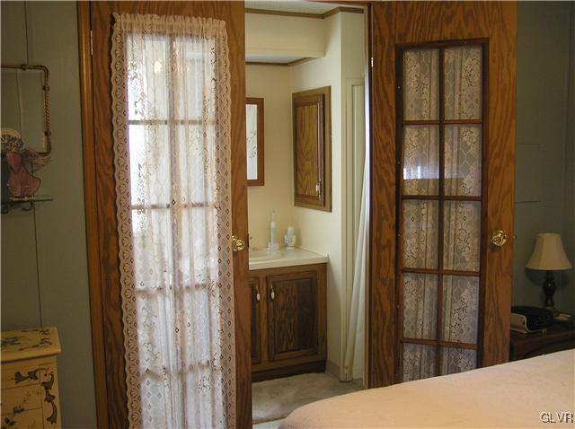 21 Ritz Craft Street Walnutport, PA 18088 - Photo 11 of 22 Gallery Image 11