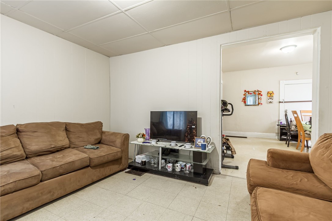 128 Cameron Street Rochester, NY 14606 - Photo 9 of 21