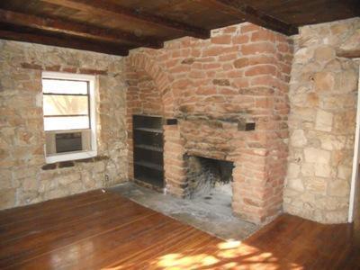 4605 East Goldmine Road Rimrock, AZ 86335 - Photo 4 of 23 a view of empty room with a fireplace